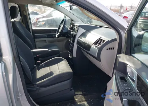 2010 Dodge Grand Caravan Sxt from USA, damaged, VIN 2D4RN5D19AR119992